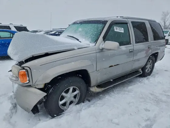 2000 GMC Denali