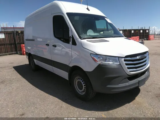 2021 Freightliner SPRINTER STANDARD ROOF I4