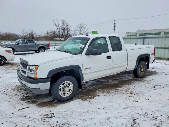 2003 Chevrolet Silverado 2500 LS