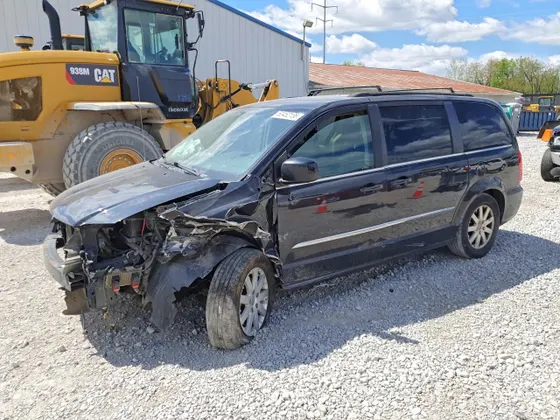 2015 Chrysler Town & Country Touring