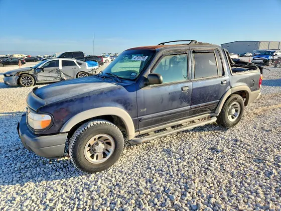 2001 Ford Explorer XLS