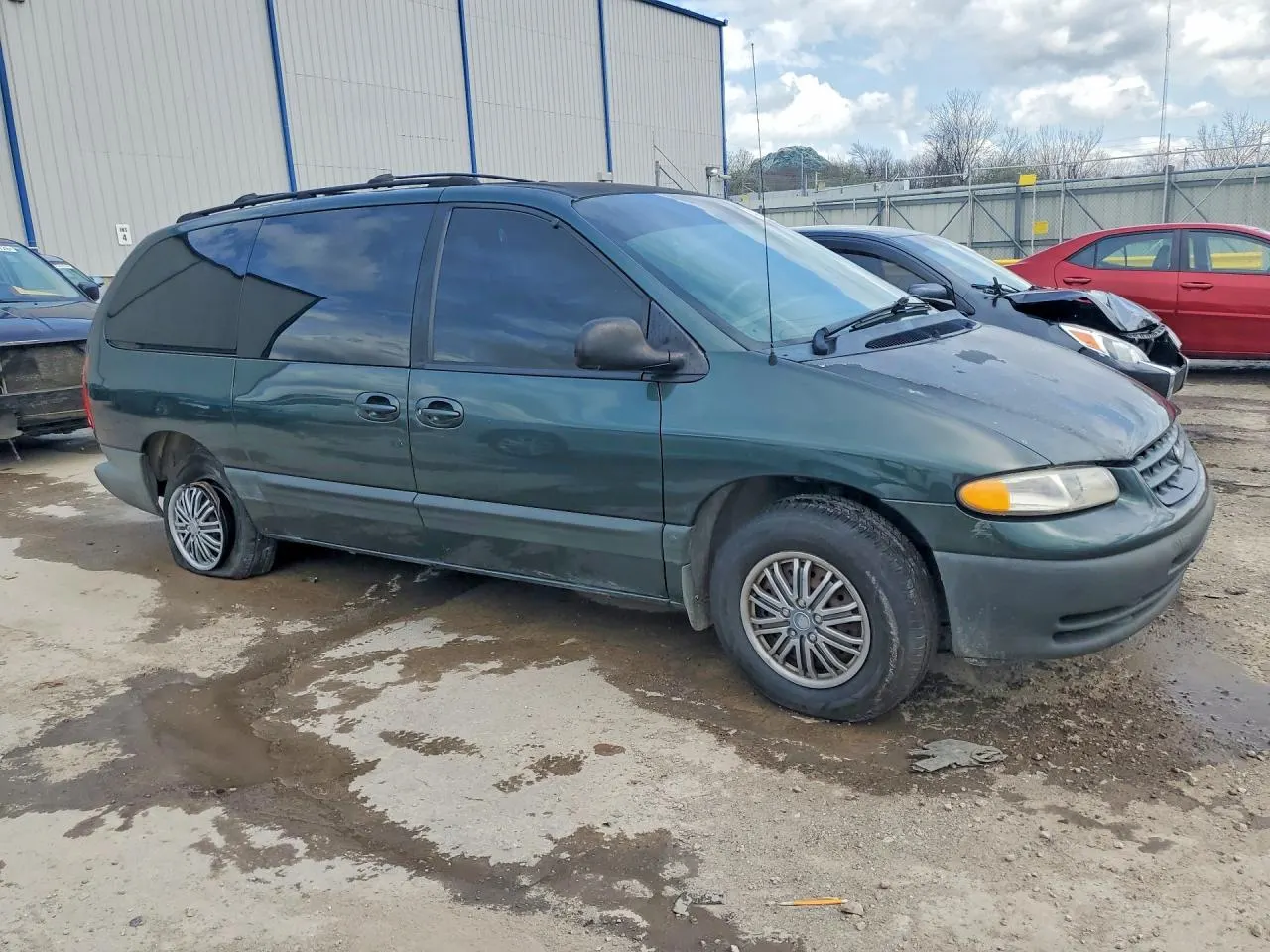 2000 Plymouth Voyager Grand SE