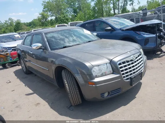 2010 Chrysler 300 Touring