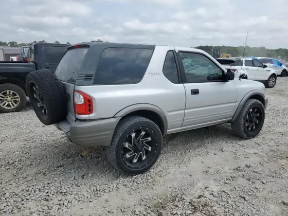 2002 Isuzu Rodeo Sport SPORT