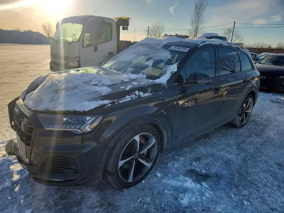 2023 Audi SQ7 Premium Plus