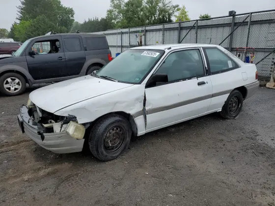 1992 Ford Escort LX