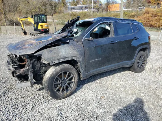 2023 Jeep Compass Altitude