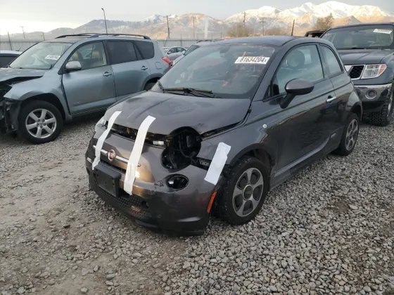 2019 FIAT 500e ELECTRIC