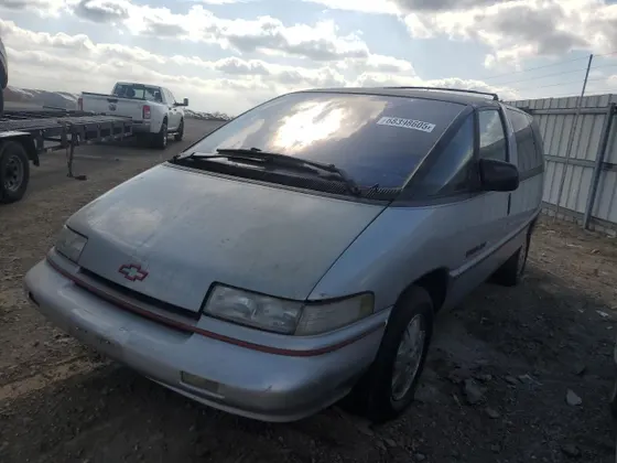 1998 Chevrolet Lumina Passenger Van APV