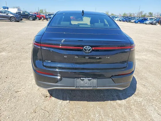 2023 Toyota Crown XLE