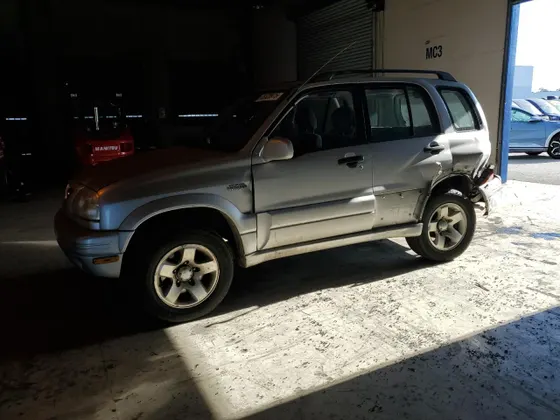 2000 Suzuki Grand Vitara JLX
