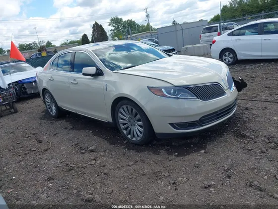 2014 Lincoln MKS