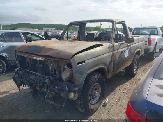 1985 Ford Bronco 4WD Custom