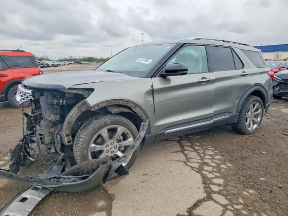 2020 Ford Explorer Platinum