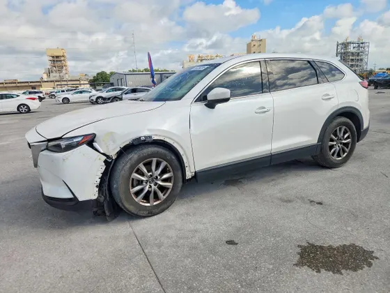 2016 Mazda CX-9 Touring