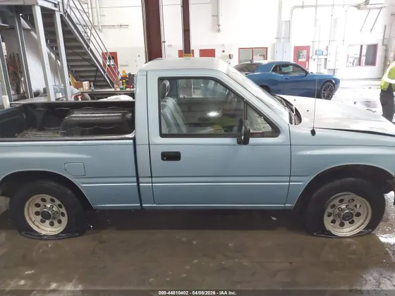1993 Isuzu CONVENTIONAL SHORT WHEELBASE