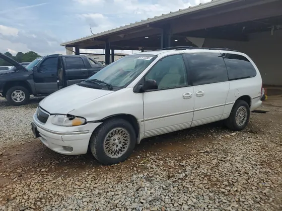 1997 Chrysler Town & Country LXi