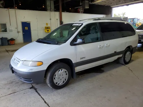 1999 Plymouth Voyager Grand SE