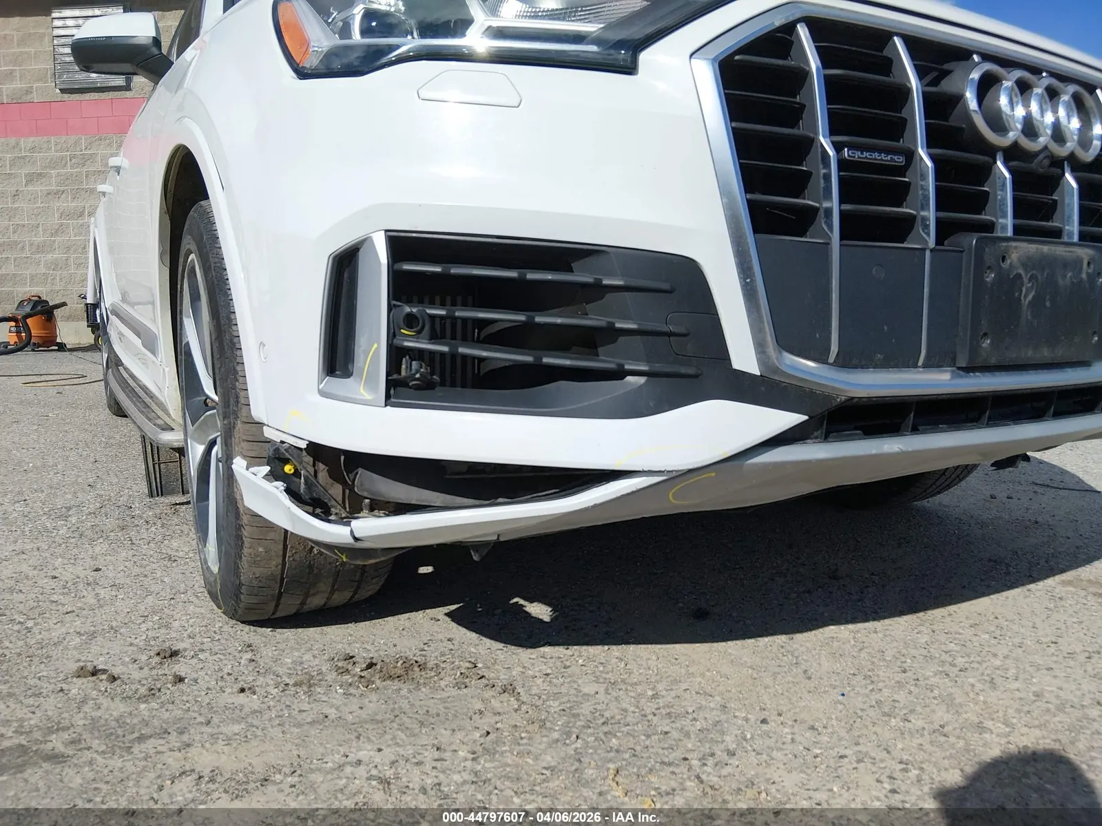 2020 Audi Q7 Premium Plus