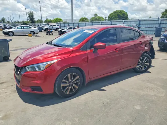 2020 Nissan Versa SV