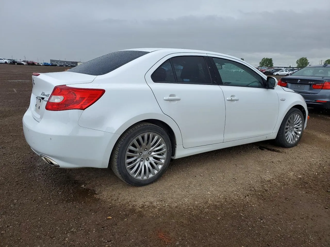 2013 Suzuki Kizashi SLS