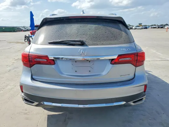 2018 Acura MDX w/Technology Pkg