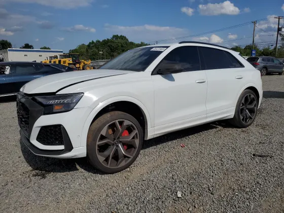 2022 Audi RS Q8