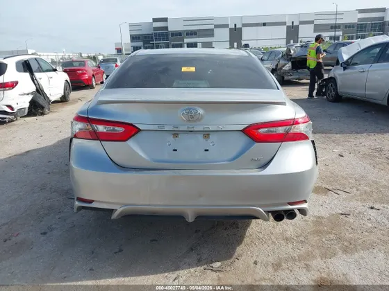 2018 Toyota Camry SE