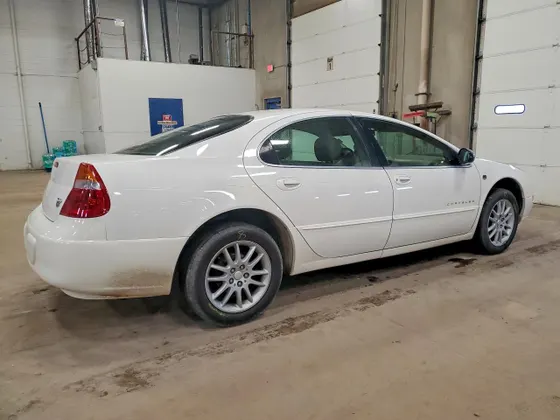 2001 Chrysler 300M