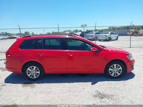 2016 Volkswagen Golf SportWagen TSI S