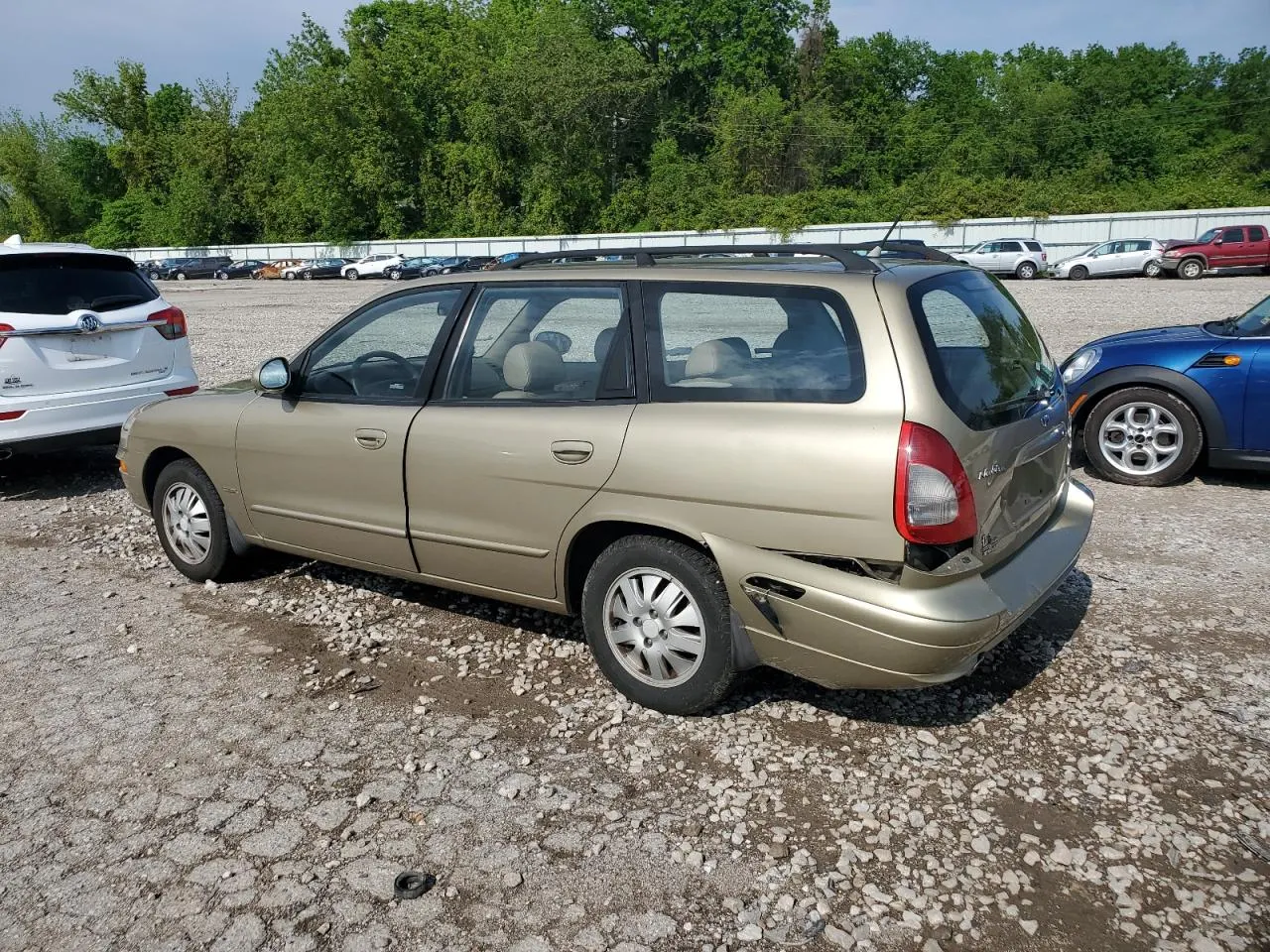 2000 Daewoo Nubira CDX