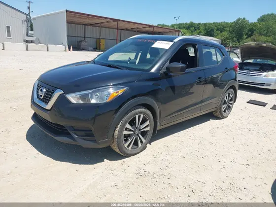 2018 Nissan Kicks S