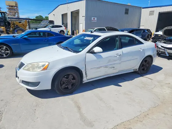 2010 Pontiac G6 w/1SA