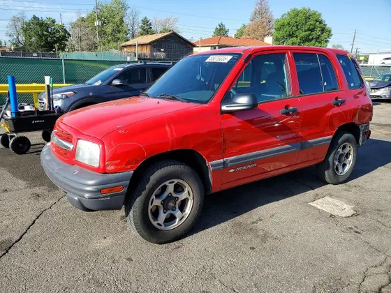 2001 Chevrolet Tracker