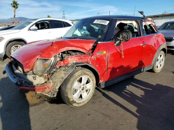2015 MINI Cooper Hardtop COOPER