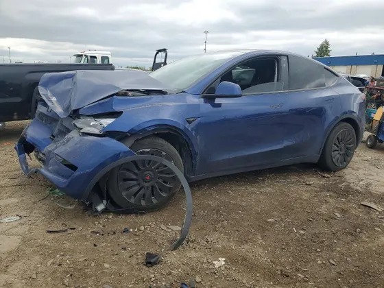 2024 Tesla Model Y Long Range