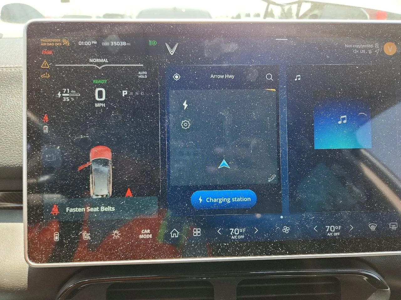 2023 VinFast VF 8 Eco