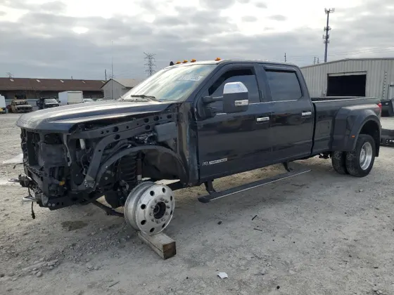 2019 Ford Super Duty F-450 DRW XL
