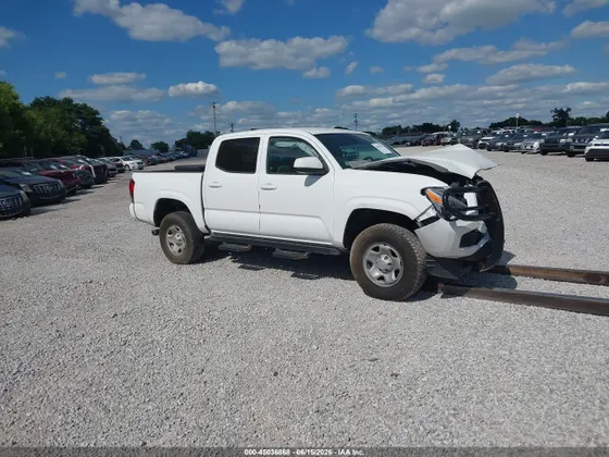 2022 Toyota Tacoma 4WD TRD Off Road