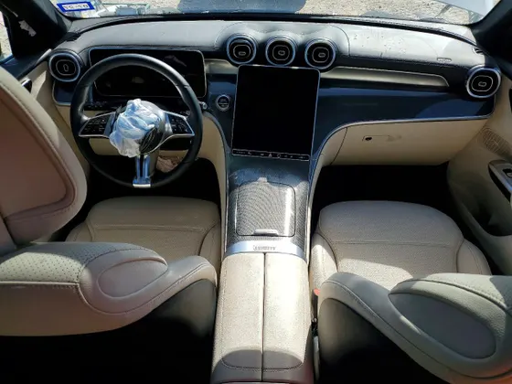 2025 Mercedes-Benz GLC GLC 300