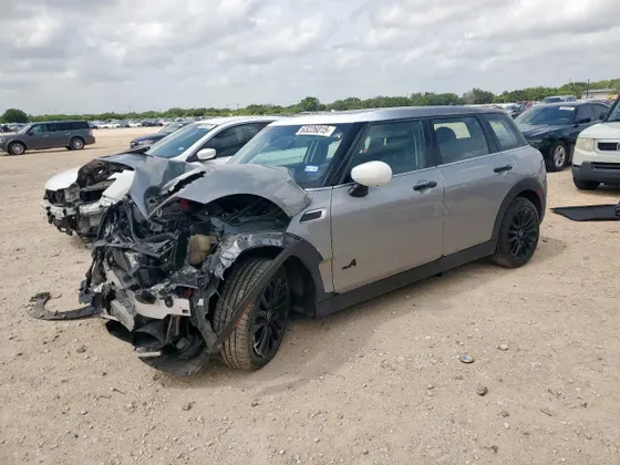 2023 MINI Clubman Cooper S