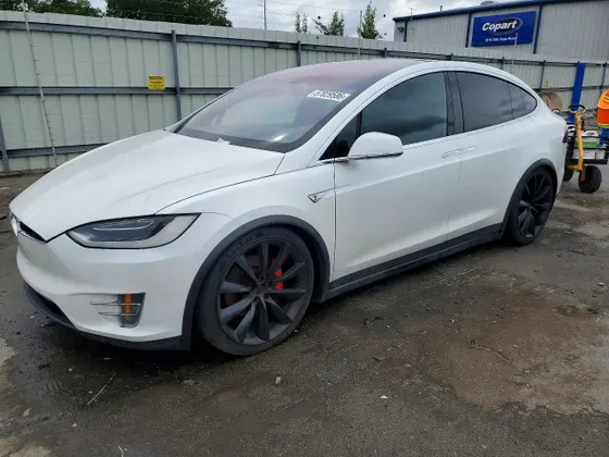 2016 Tesla Model X P90D