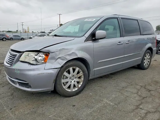 2014 Chrysler Town & Country Touring