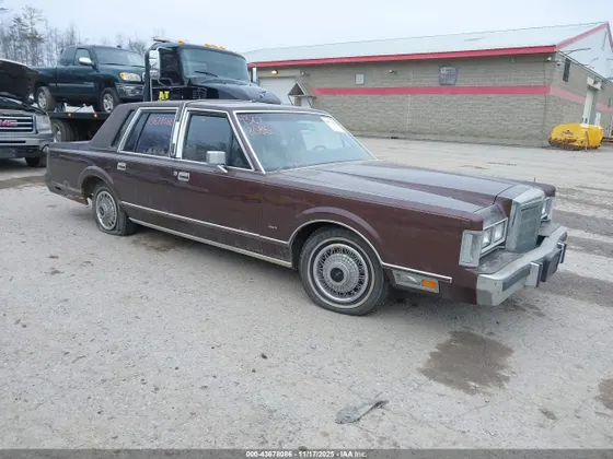 1988 Lincoln Town Car