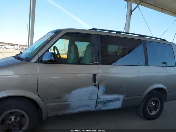 2001 GMC Safari Passenger SLE