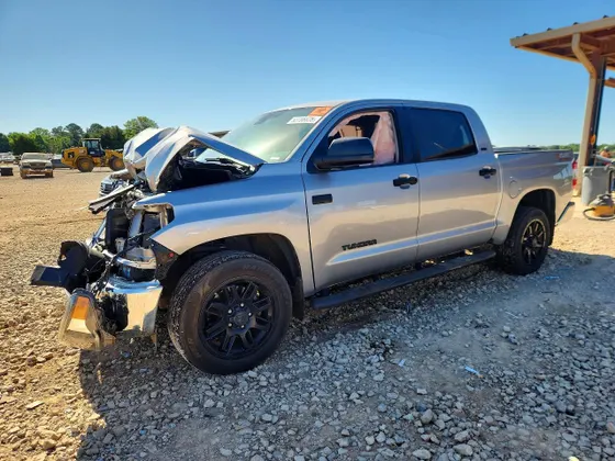 2021 Toyota Tundra 2WD SR5