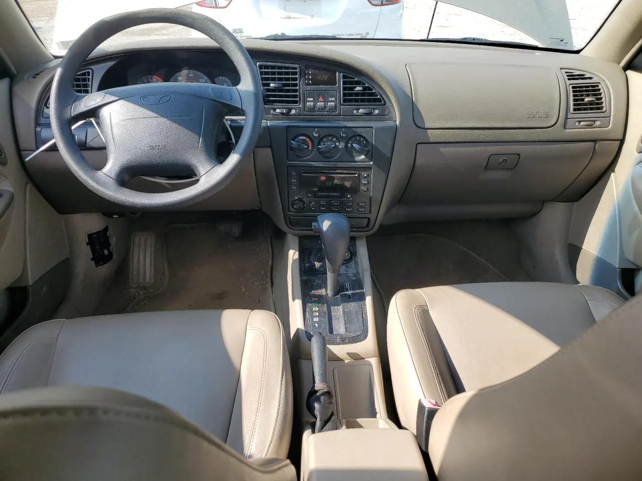2000 Daewoo Nubira CDX