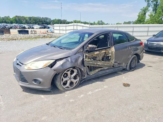 2012 Ford Focus S