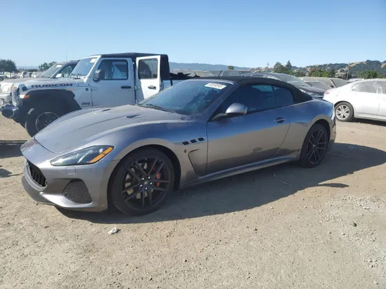 2019 Maserati GranTurismo Convertible Sport