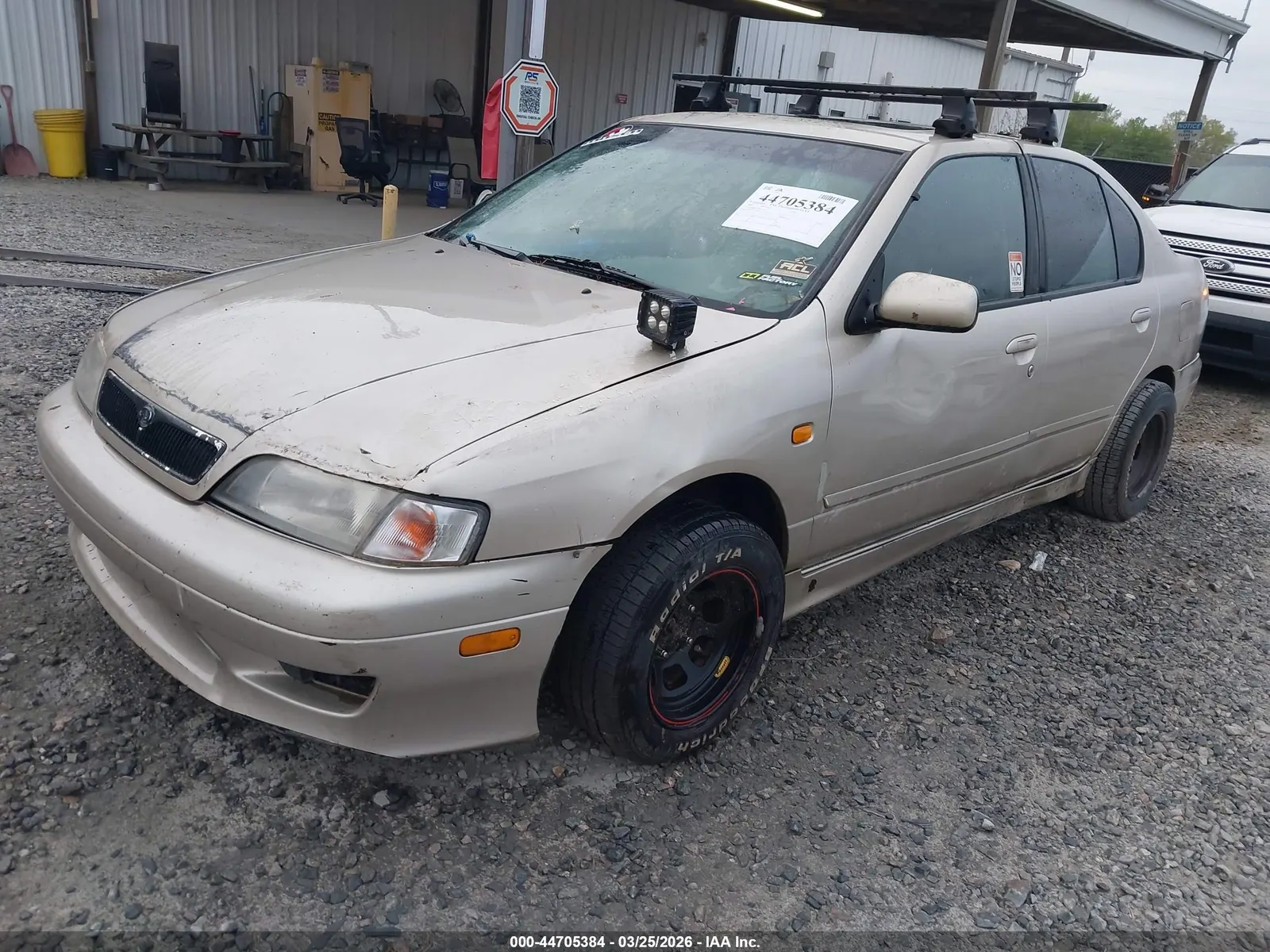 2000 INFINITI G20 Luxury